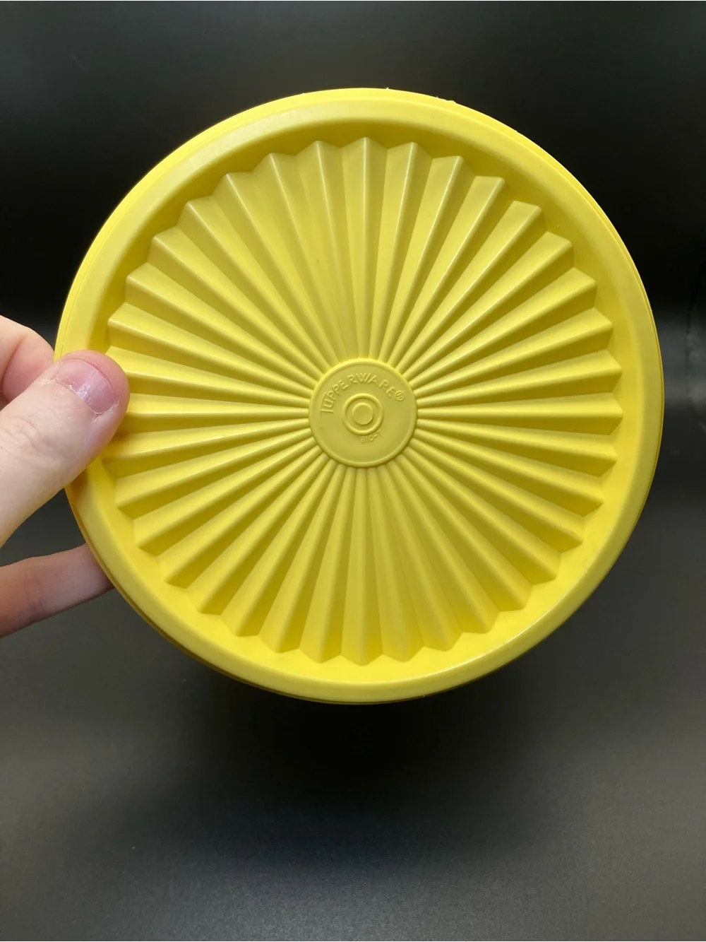 Tupperware vibrant yellow
